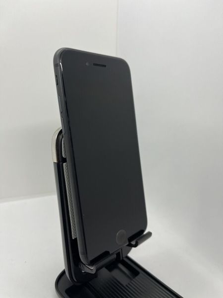 iPhone 8 64 GB Siyah A Sınıfı (Yenilenmiş)