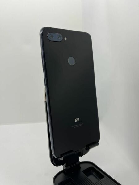 Xiaomi Mi 8 Lite 64 GB Siyah B Sınıfı (Yenilenmiş)