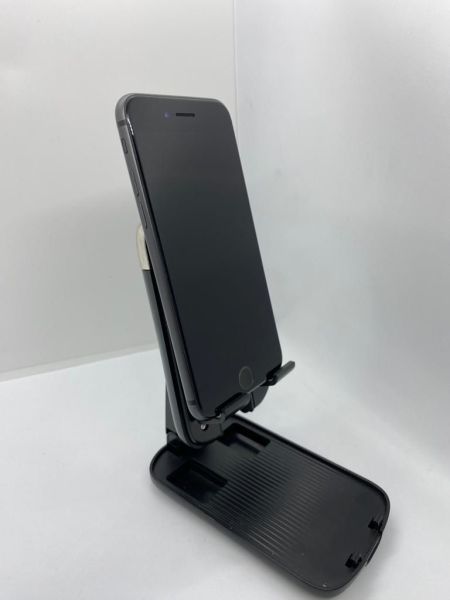iPhone 8 64 GB Siyah A Sınıfı (Yenilenmiş)